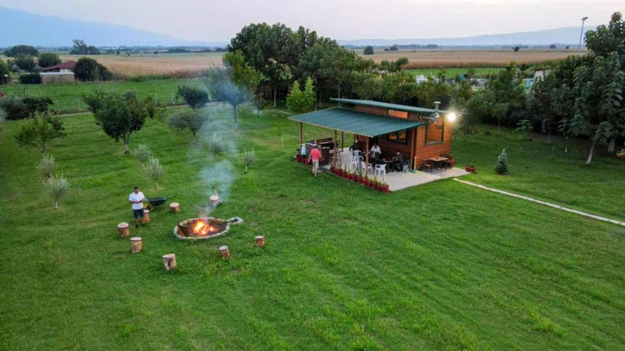 דירה Avra Wooden House